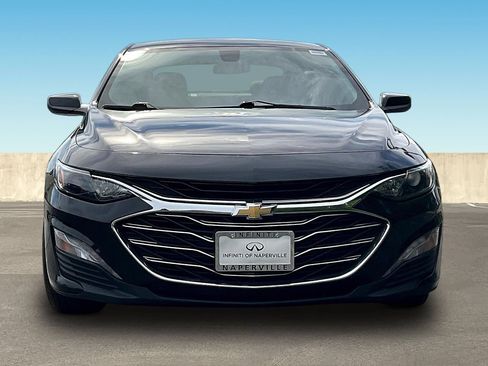 Used 2022 Chevrolet Malibu LT FWD image 2