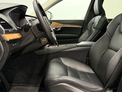 Used 2024 Volvo XC90 T8 Core image 13