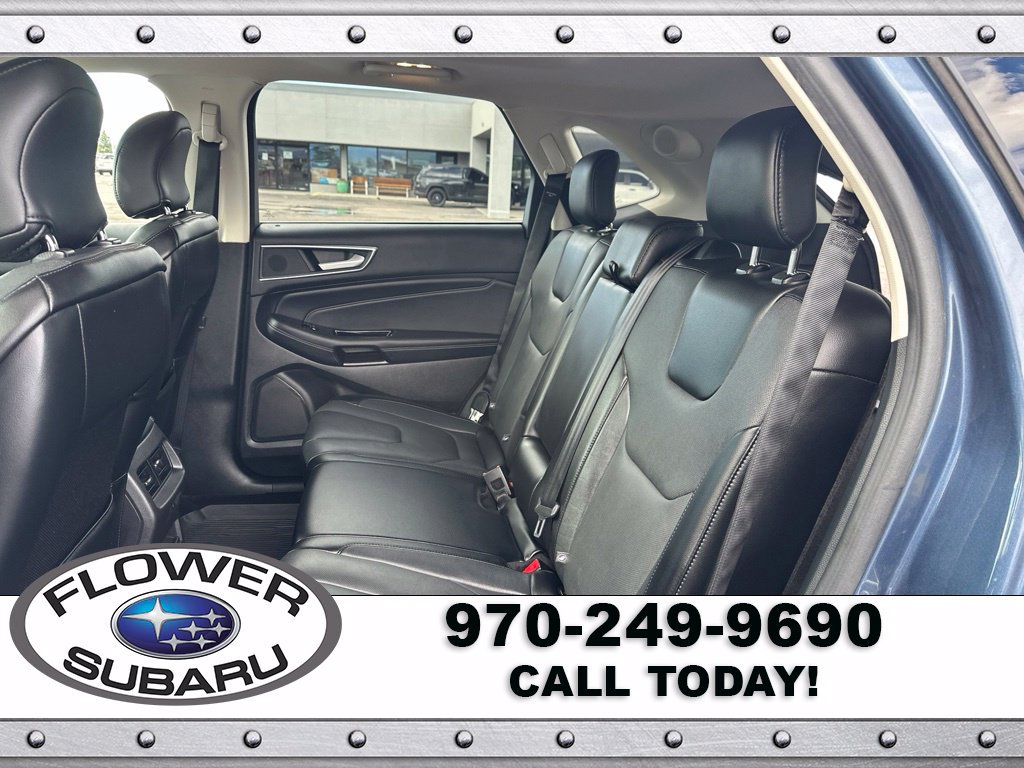Used 2018 Ford Edge Titanium w/ Equipment Group 302A AWD/4WD image 19