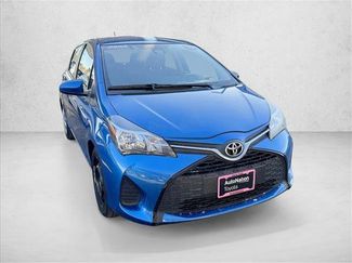 Used 2017 Toyota Yaris L video 3
