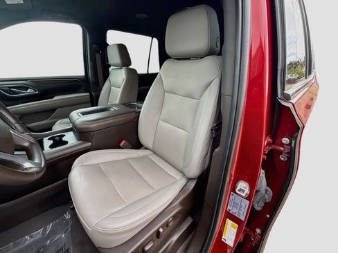 Used 2023 Chevrolet Tahoe Z71 w/ Z71 Off-Road Package AWD/4WD image 13