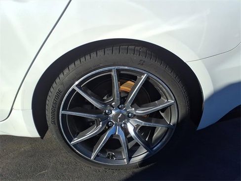 Used 2023 Genesis G70 2.0T image 7