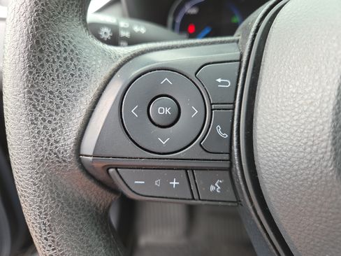 Certified 2025 Toyota RAV4 LE AWD/4WD image 26