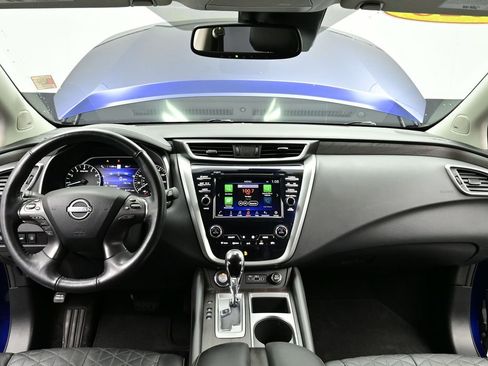 Used 2023 Nissan Murano Platinum image 2