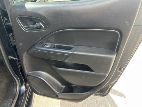 Used 2018 Chevrolet Colorado ZR2 w/ ZR2 Midnight Special Edition image 21