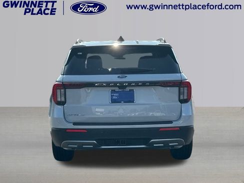 New 2025 Ford Explorer Active w/ Active Comfort Package image 29