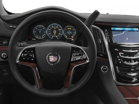 Used 2015 Cadillac Escalade Premium image 9