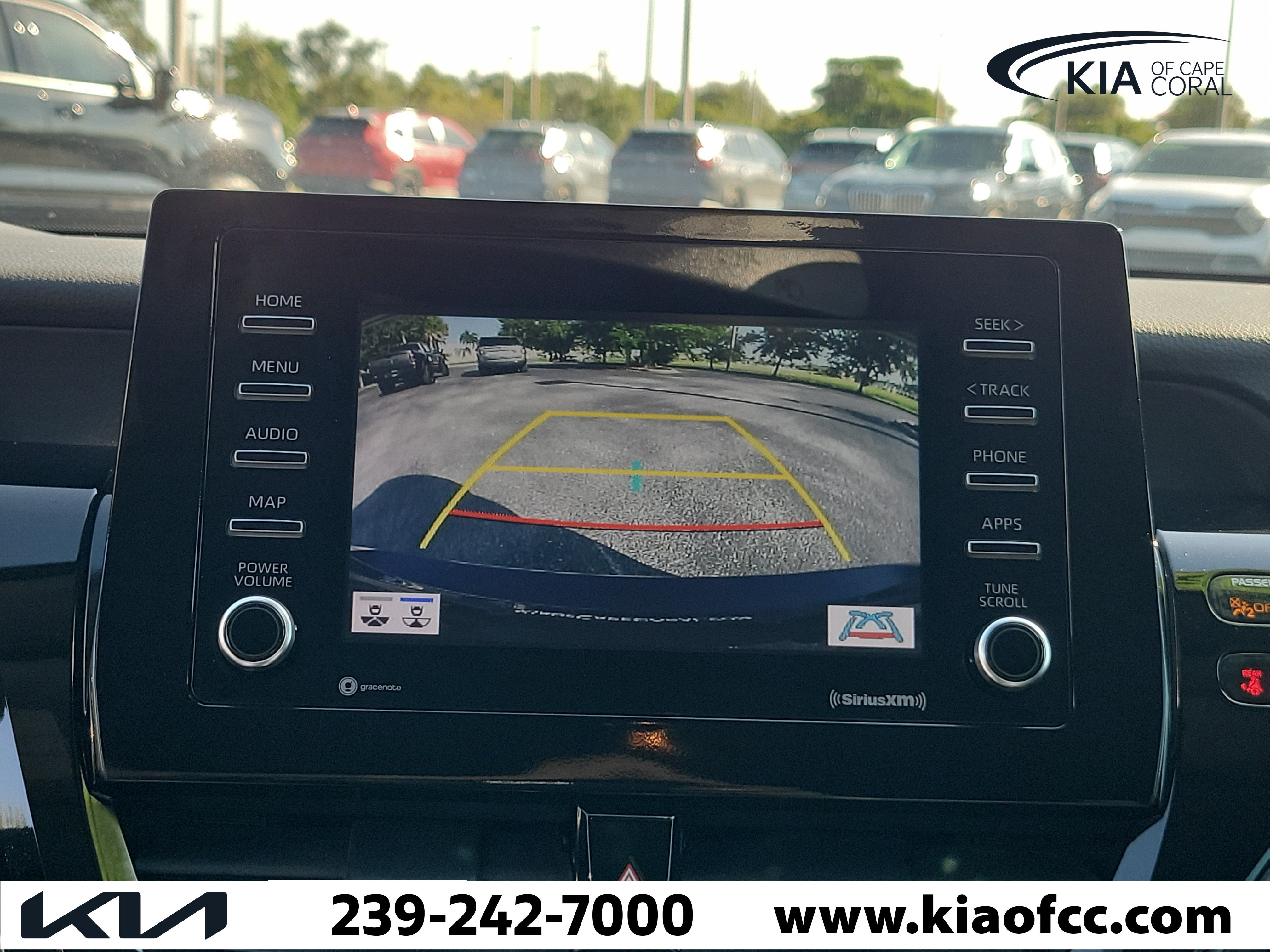 Used 2023 Toyota Camry SE w/ Convenience Package FWD image 27