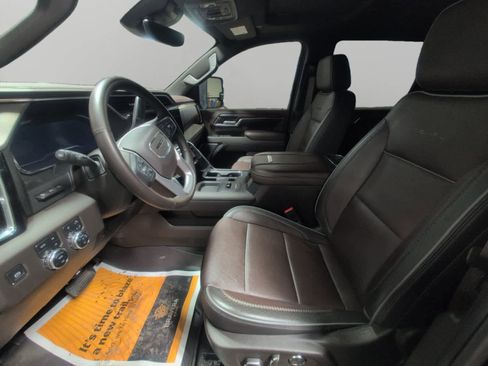 Used 2024 GMC Sierra 2500 Denali w/ Denali Reserve Package image 9