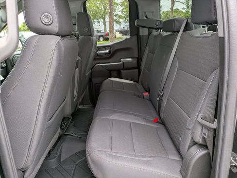 Used 2026 Chevrolet Silverado 1500 Custom RWD image 11