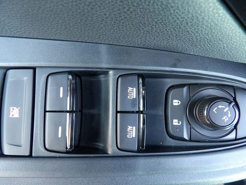 New 2026 Subaru Crosstrek 2.5i Sport w/ Crosstrek Mirror Package AWD/4WD image 11