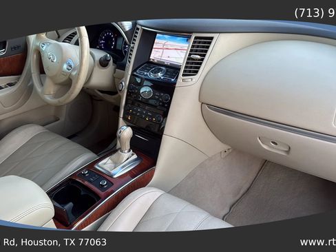 Used 2015 INFINITI QX70 3.7 w/ Premium Package image 37