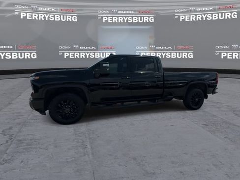 Used 2025 Chevrolet Silverado 2500 LTZ w/ LTZ Plus Package AWD/4WD image 6
