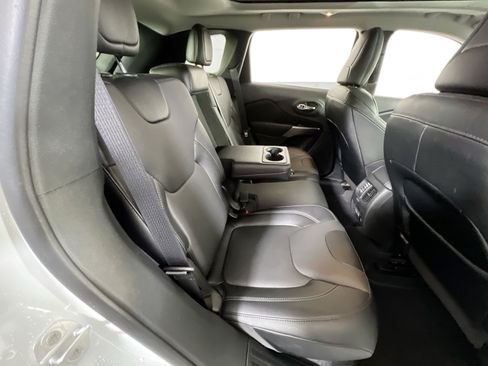 Used 2022 Jeep Cherokee Limited w/ Elite Package image 27