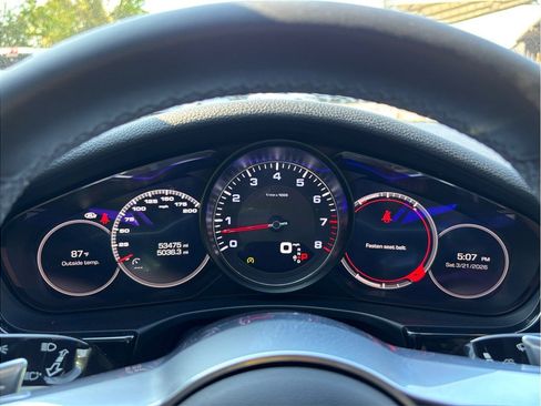 Used 2018 Porsche Panamera 4S image 25