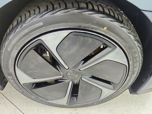 Used 2024 Lucid Air Pure image 55