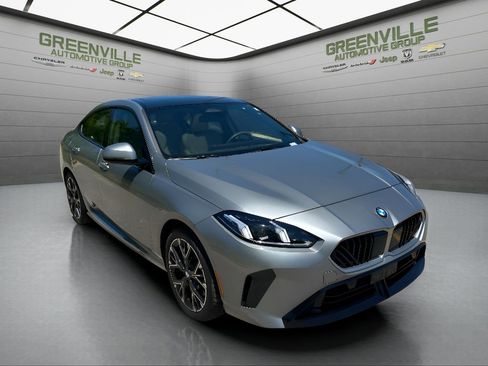 Used 2025 BMW 228i xDrive AWD/4WD image 3