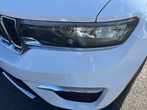 Certified 2022 Jeep Grand Cherokee Limited image 28