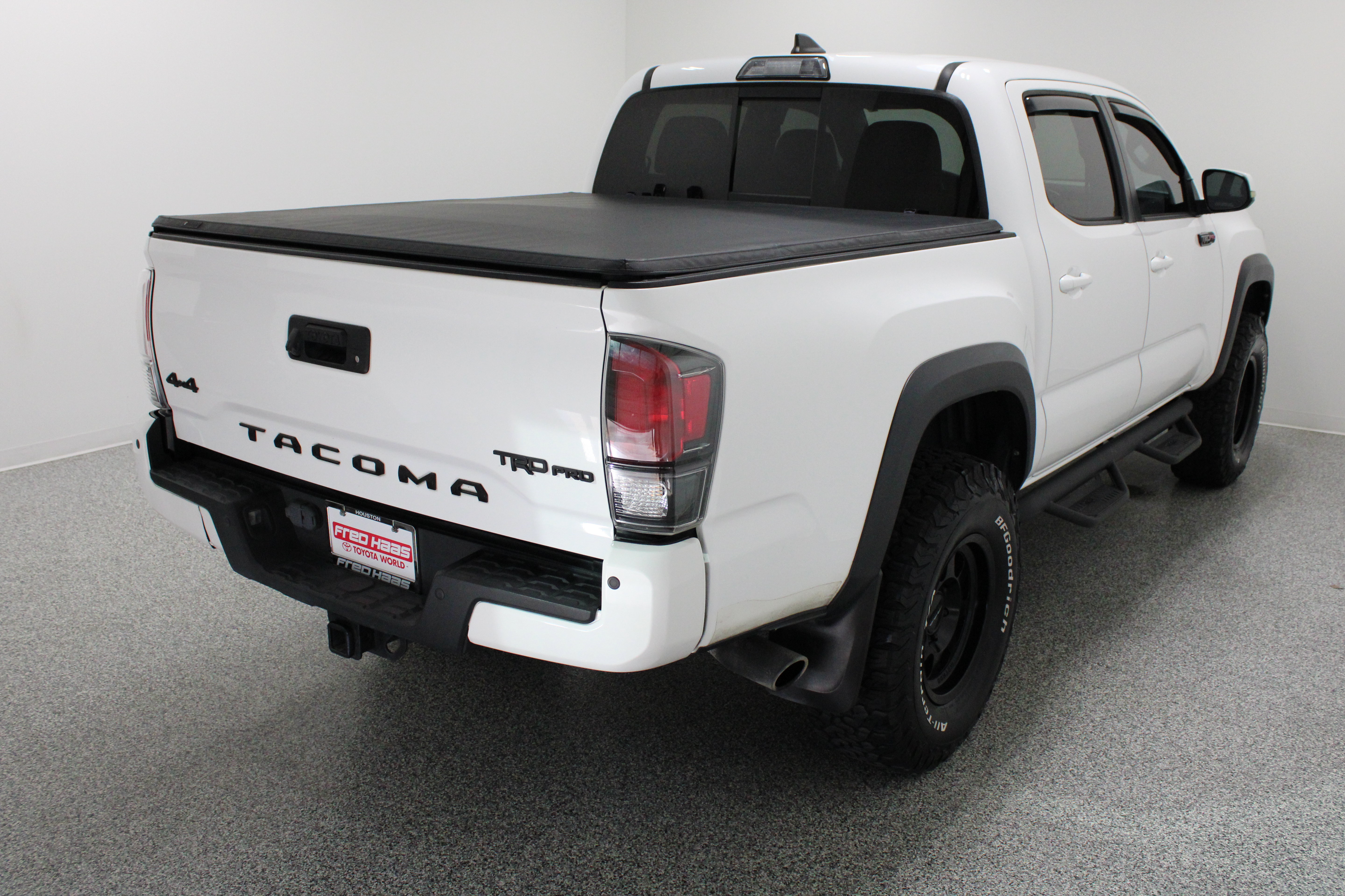 Used 2019 Toyota Tacoma TRD Pro AWD/4WD image 7