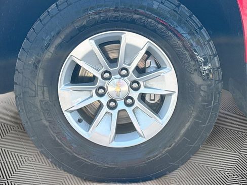 Used 2023 Chevrolet Silverado 1500 LT w/ Protection Package AWD/4WD image 30