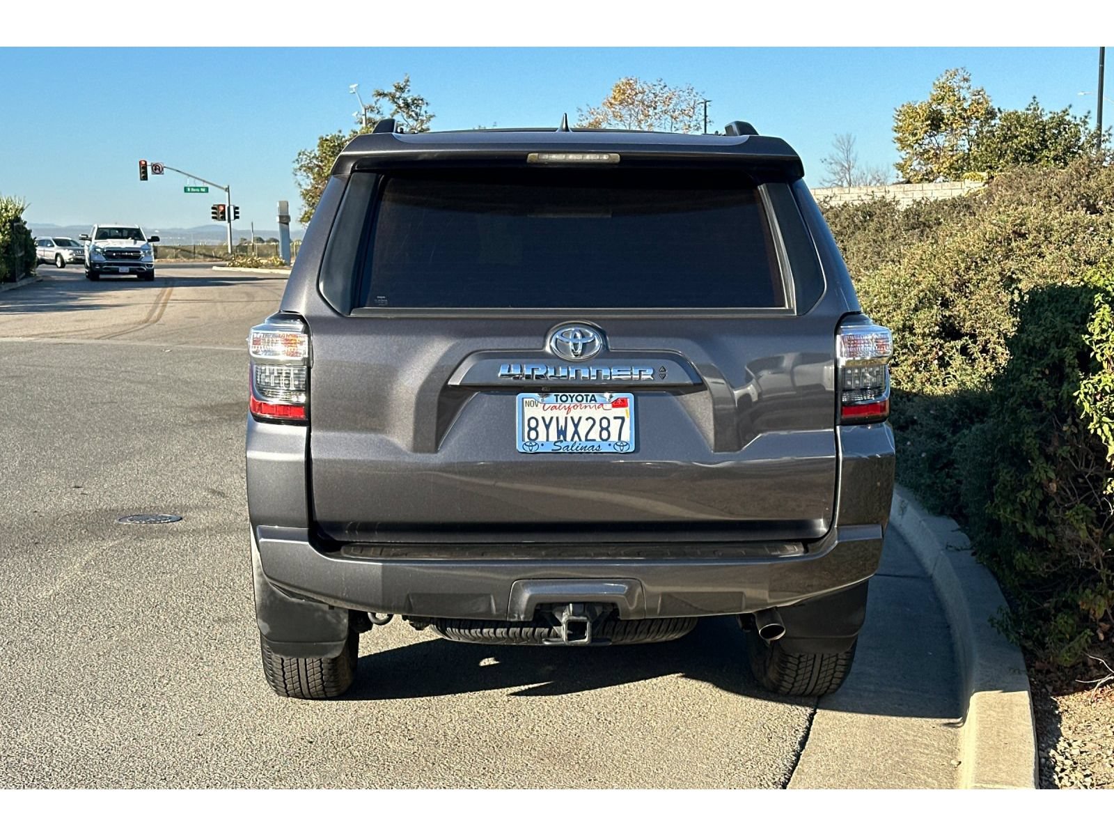 Certified 2022 Toyota 4Runner SR5 Premium w/ Moonroof Package RWD image 5