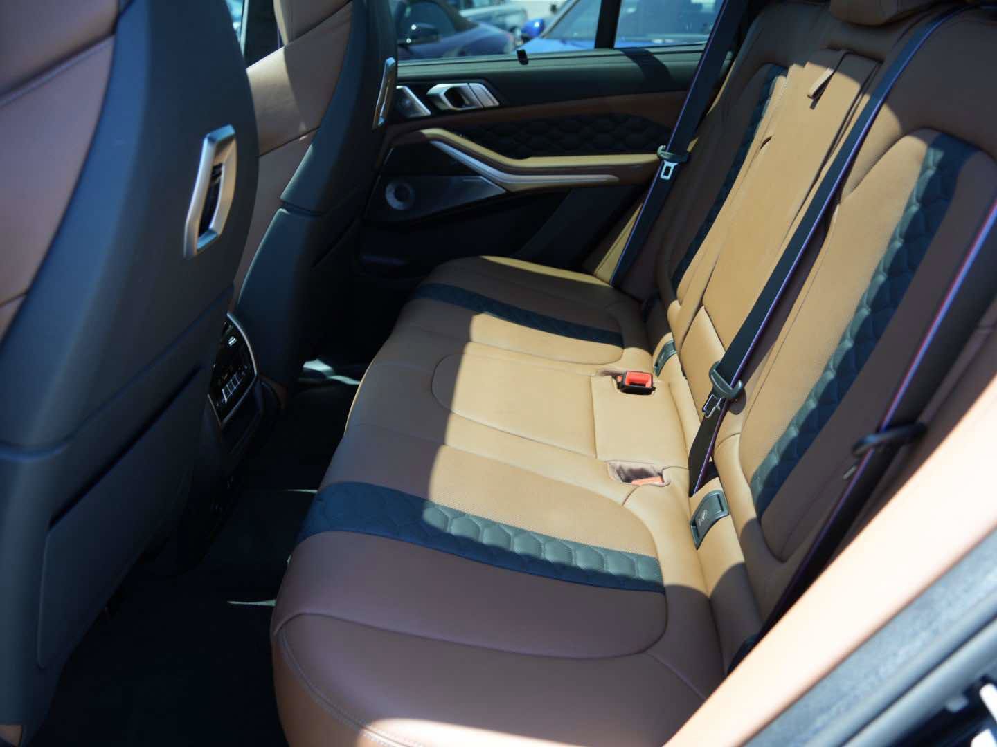 New 2026 BMW X5 M Competition w/ Executive Package AWD/4WD image 13