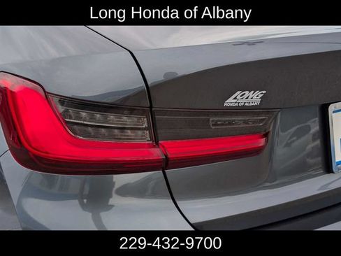 Used 2020 BMW 330i Sedan w/ Convenience Package RWD image 10