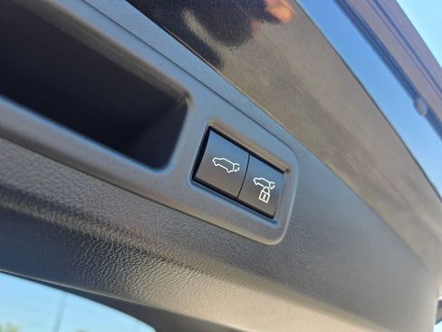 New 2026 Lexus RX 450h AWD image 15