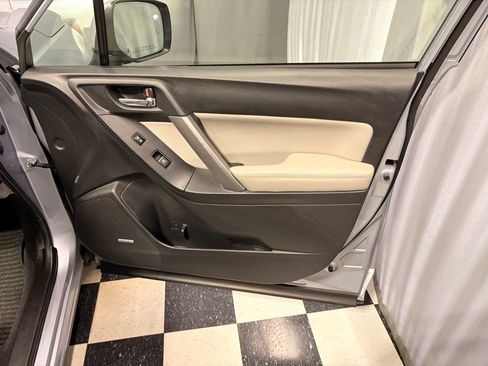 Used 2018 Subaru Forester 2.5i Limited AWD/4WD image 19
