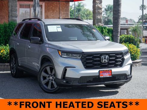 Used 2023 Honda Pilot Sport image 2
