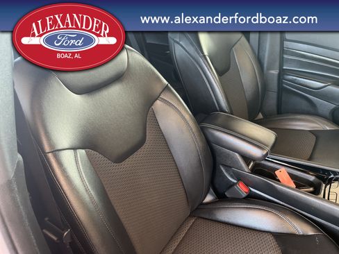 Used 2022 Jeep Compass Latitude image 14