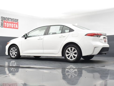 Used 2025 Toyota Corolla LE w/ Convenience Package FWD image 25