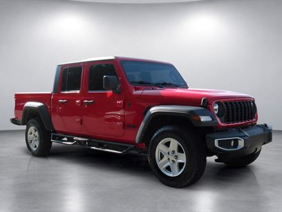 Used 2024 Jeep Gladiator Sport