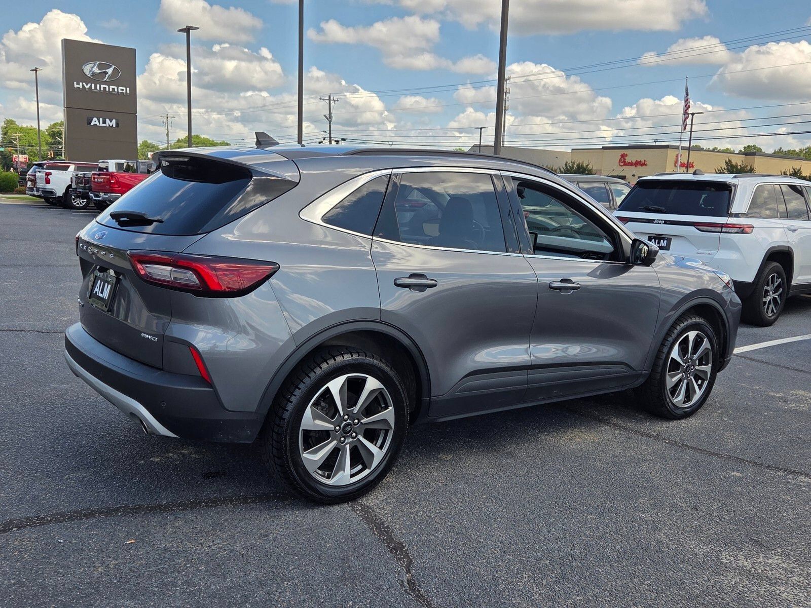 Used 2024 Ford Escape Platinum AWD/4WD image 15