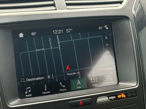 Used 2019 Ford Explorer XLT w/ Equipment Group 202A FWD image 21