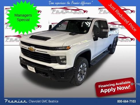 Used 2024 Chevrolet Silverado 2500 Custom w/ Custom Value Package AWD/4WD image 1