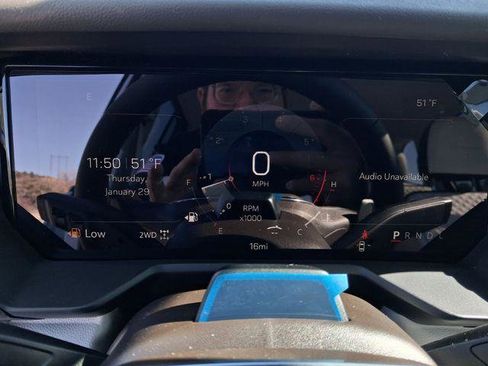 New 2026 GMC Acadia Denali w/ Super Cruise Package image 18