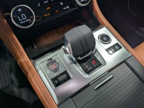 New 2026 Jaguar F-PACE R-Dynamic S image 19