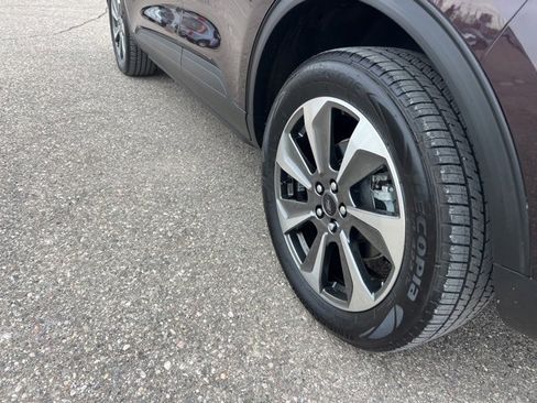 Certified 2023 Ford Escape Platinum image 26