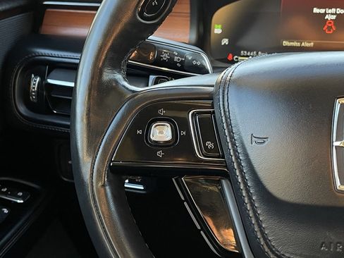 Used 2020 Lincoln Aviator Reserve w/ Equipment Group 201A image 13