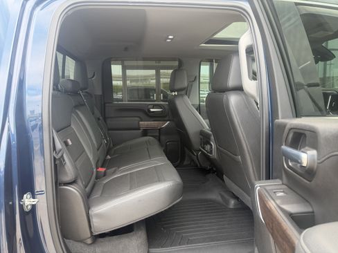 Used 2020 GMC Sierra 3500 Denali w/ Denali Ultimate Package AWD/4WD image 25