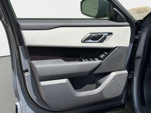 New 2026 Land Rover Range Rover Velar Dynamic SE AWD/4WD image 16
