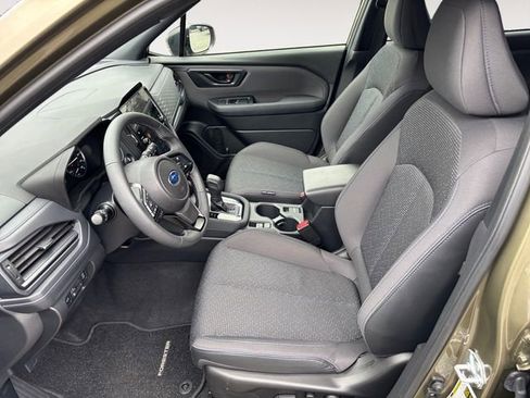 Certified 2025 Subaru Forester Premium AWD/4WD image 9