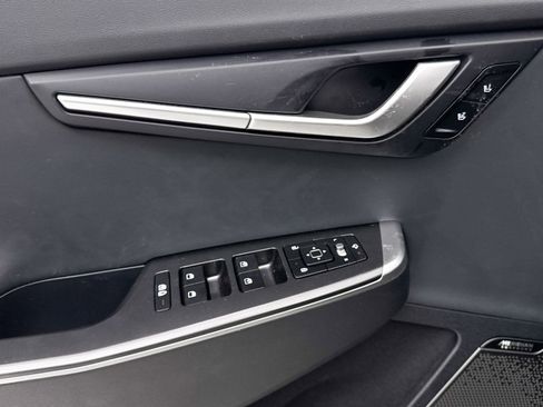 Used 2024 Kia EV6 Wind w/ Wind Technology Package image 29