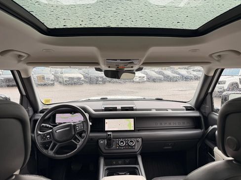Used 2023 Land Rover Defender 110 X-Dynamic SE AWD/4WD image 2