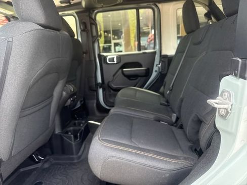 Used 2024 Jeep Wrangler Unlimited Sport AWD/4WD image 19