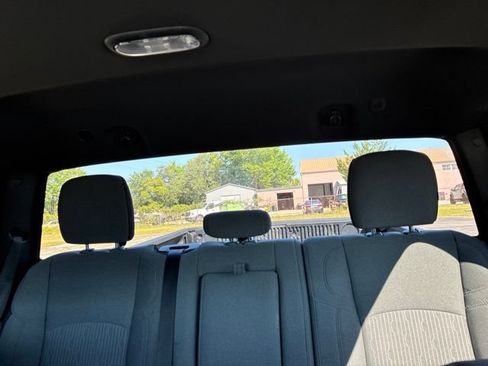 Used 2024 RAM 2500 Big Horn AWD/4WD image 33