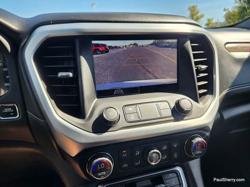 Used 2021 GMC Acadia SLE image 39