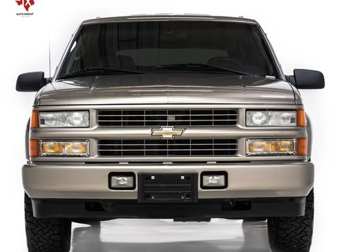 Used 2000 Chevrolet Tahoe Z71 w/ Comfort & Security Pkg image 9