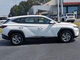 Used 2024 Hyundai Tucson SE image 3
